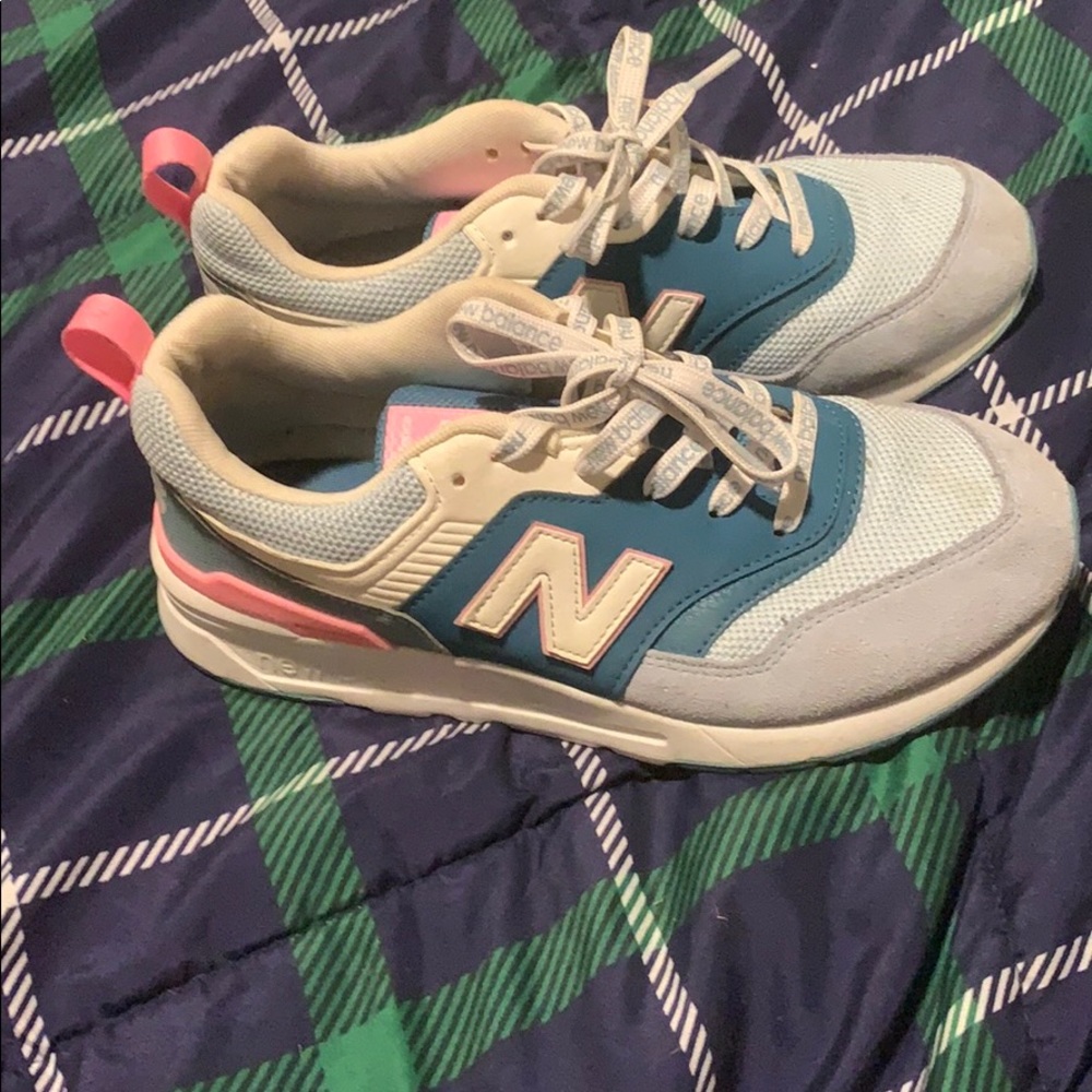 New balance sneakers size 4.5